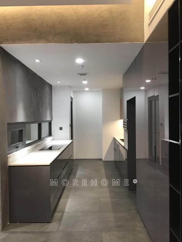 Thi công hoàn thiện nội thất phòng bếp nhà bếp hiện đại gỗ công nghiệp tại căn hộ Penthouse cao cấp Skylake Phạm Hùng, Hà Nội
